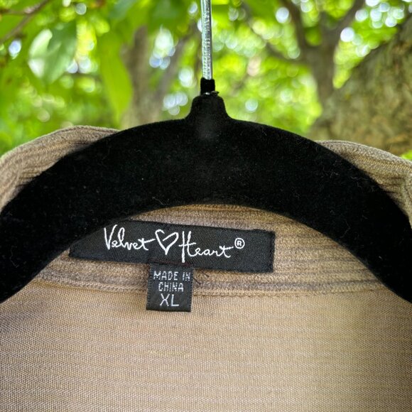 Corduroy Shacket - Size XL (Fits like an Oversized S/M) - Picture 5 of 5